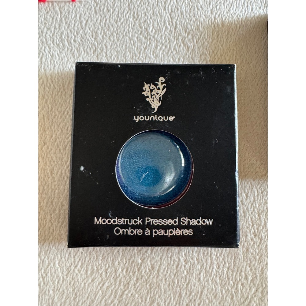 Younique Moodstruck Pressed Shadow Thankful Blue Shimmer Eye Makeup 1.8g New Box
